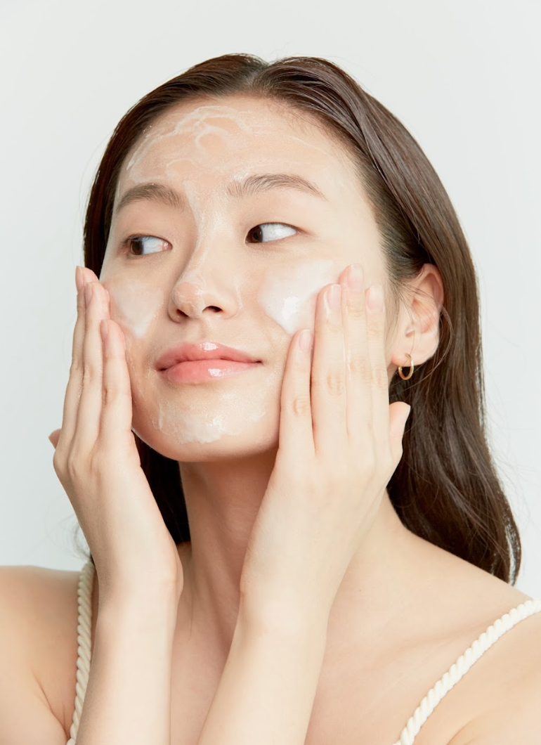 AXIS-Y Quiona One-Step Balanced Gel Cleanser