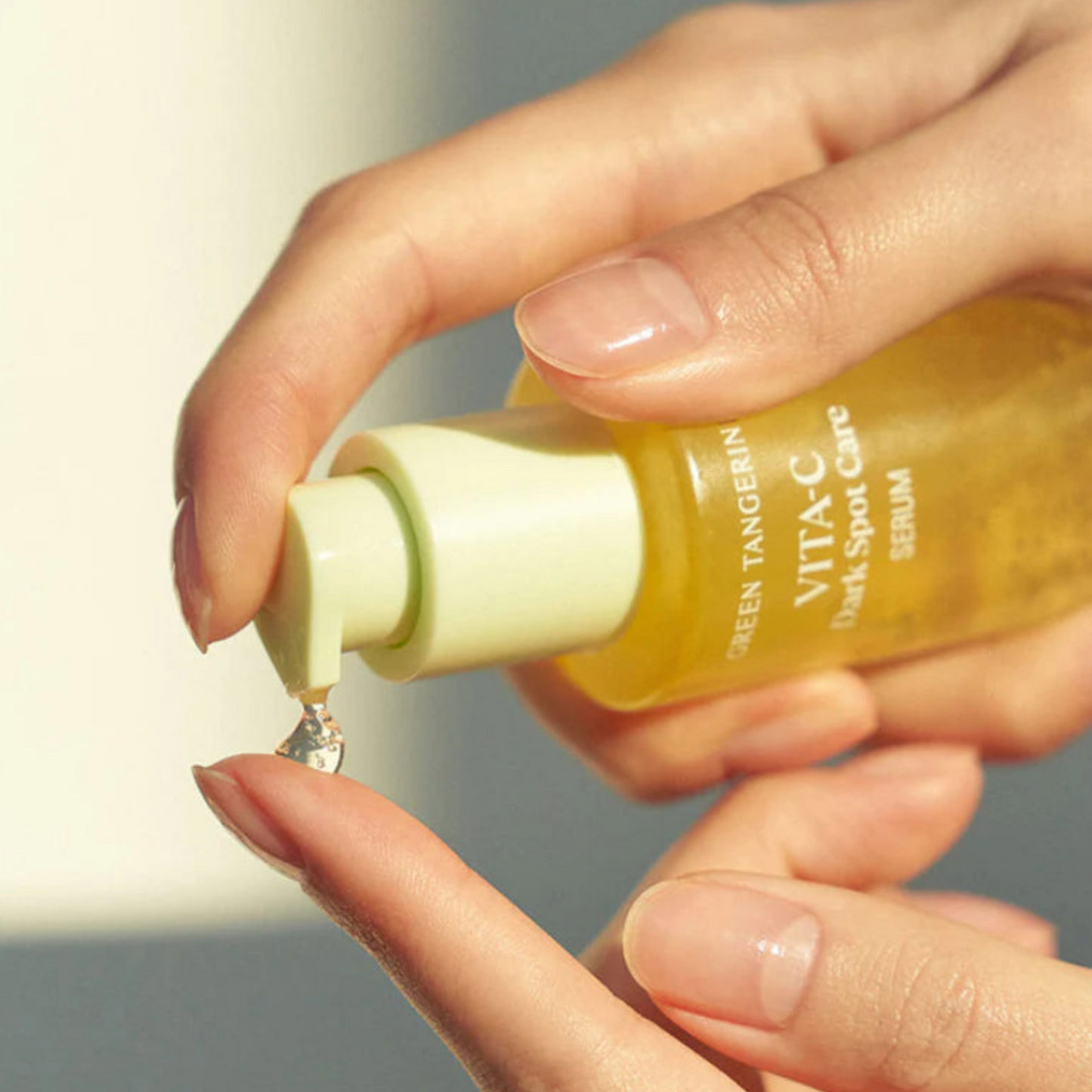 GOODAL Green Tangerine Vita C Dark Spot Serum