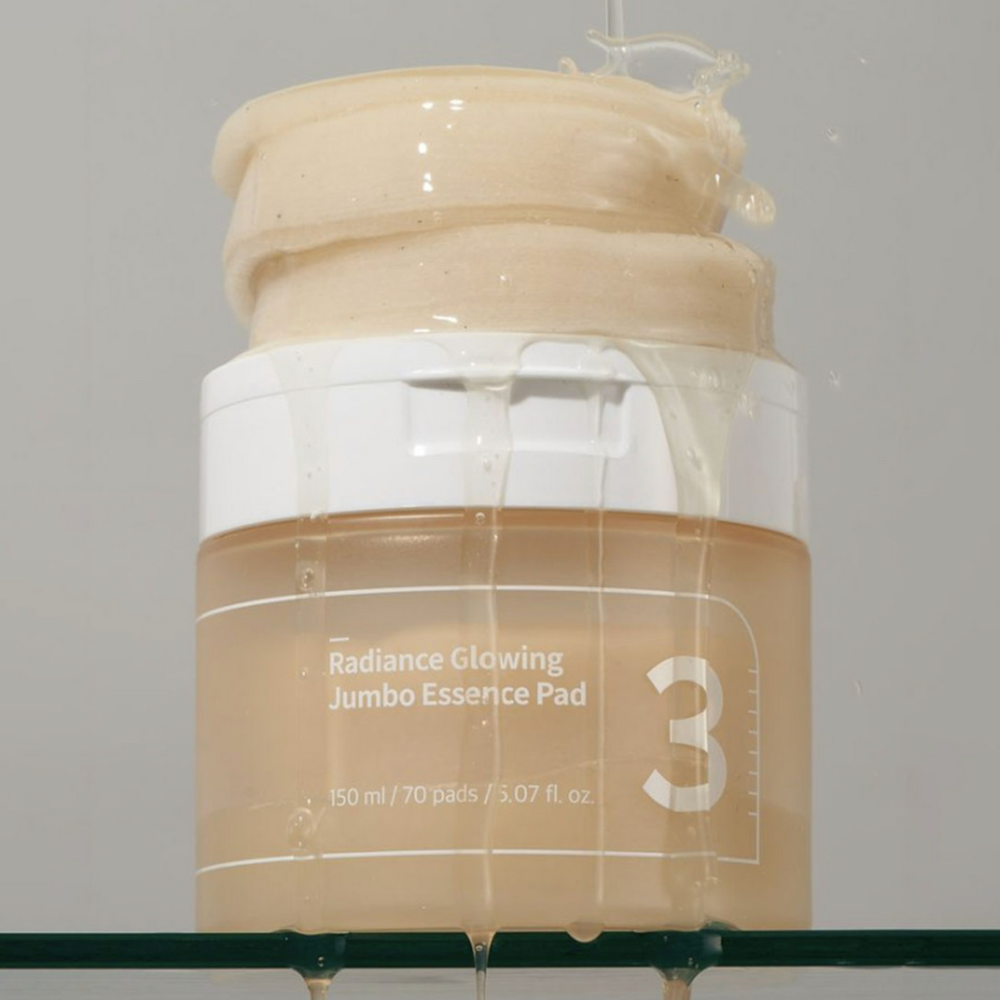 NUMBUZIN No.3 Radiance Glowing Jumbo Essence Pad